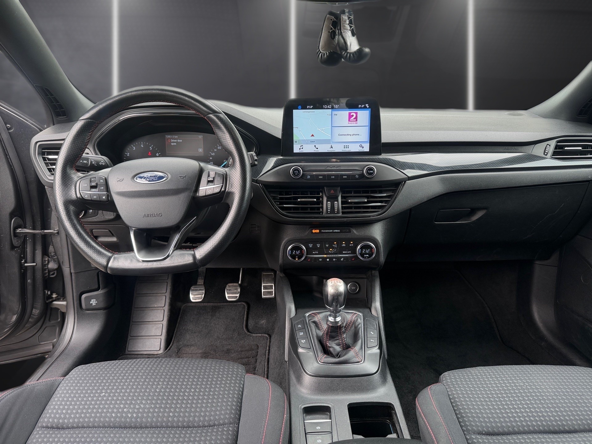 FORD Focus 1.0 Ecob 125 ST-Line-image-5