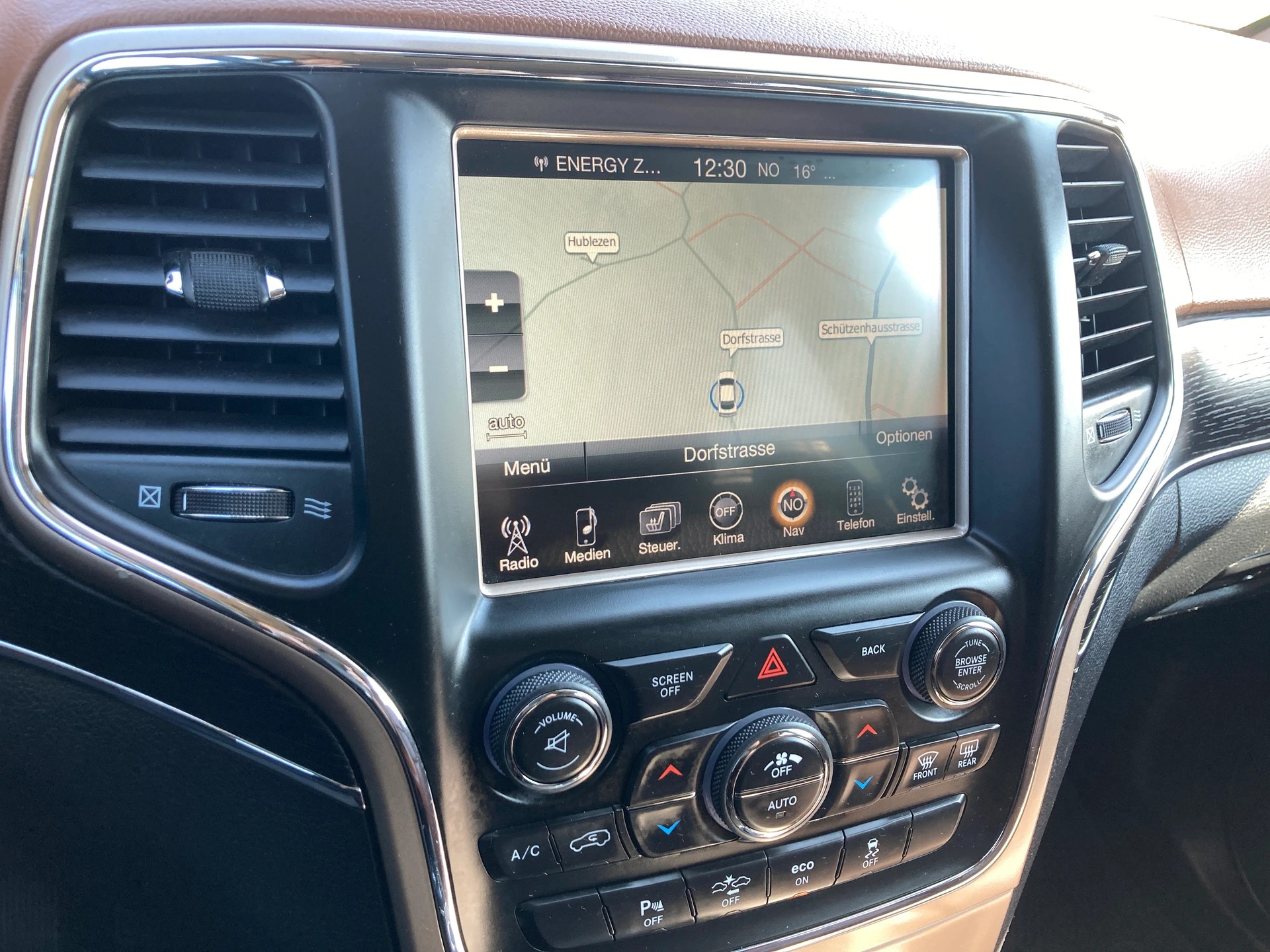 JEEP Grand Cherokee 3.0 CRD Summit Automatic-image-11