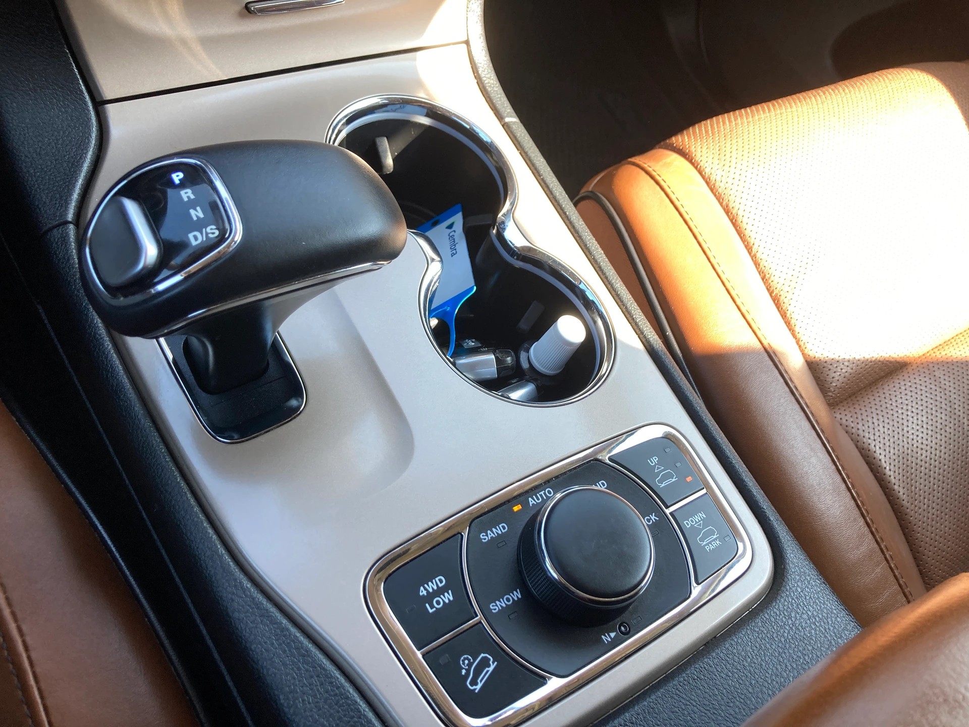 JEEP Grand Cherokee 3.0 CRD Summit Automatic-image-12