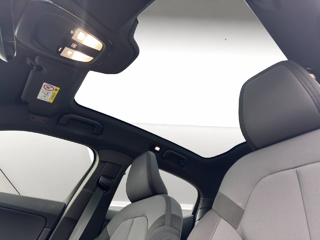 POLESTAR 2 Standard Range Single Motor-image-11
