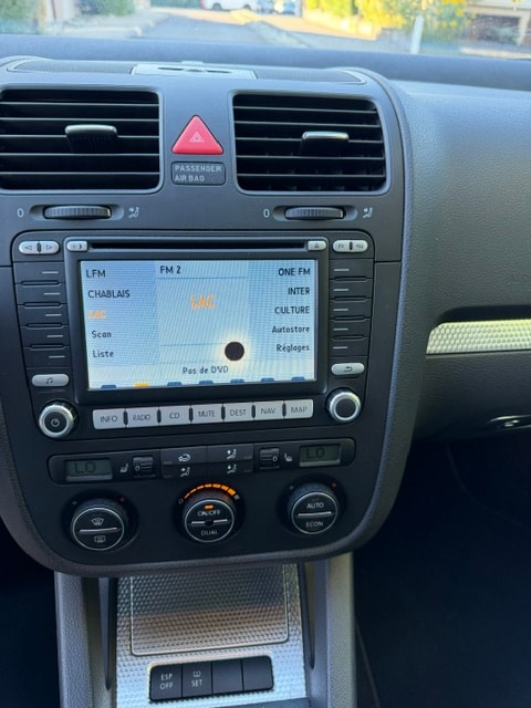 VW Golf R32 4Motion-image-10