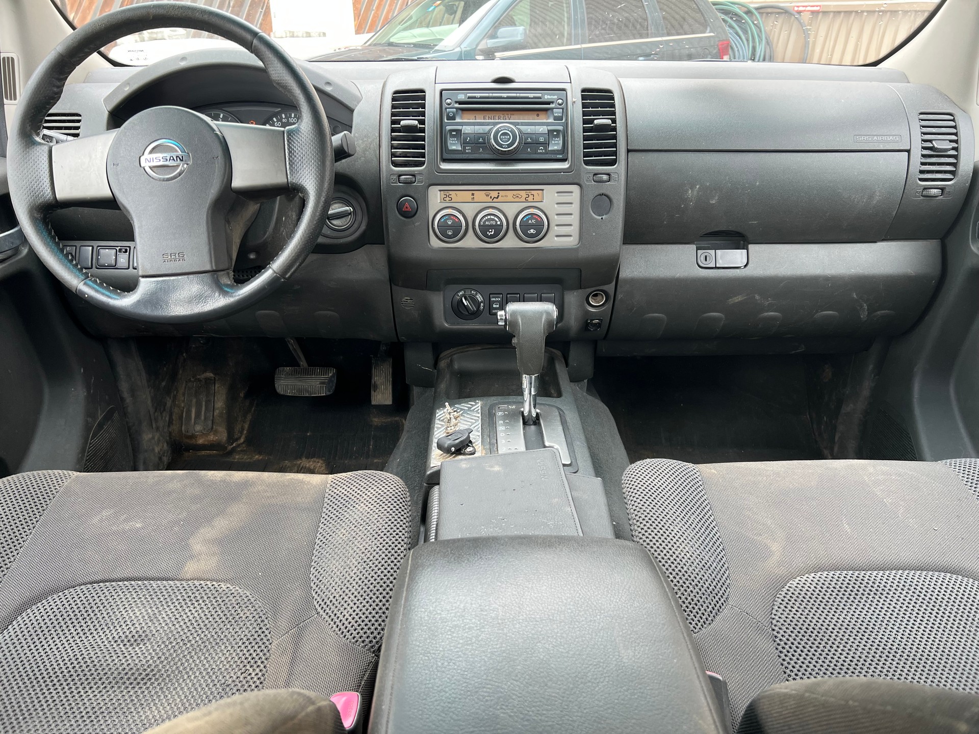 NISSAN Navara Double Cab LE 2.5 dCiA 4WD-image-12