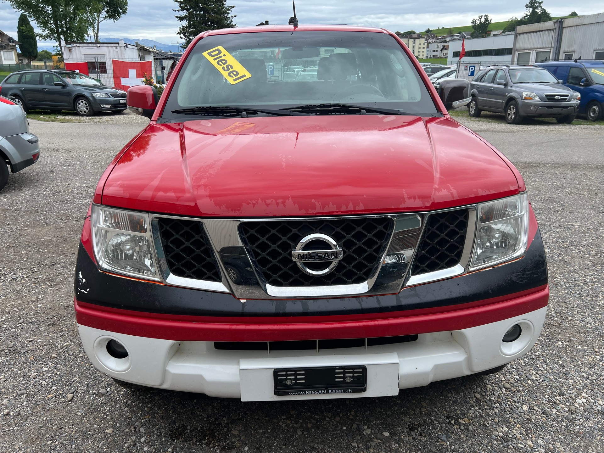 NISSAN Navara Double Cab LE 2.5 dCiA 4WD-image-0