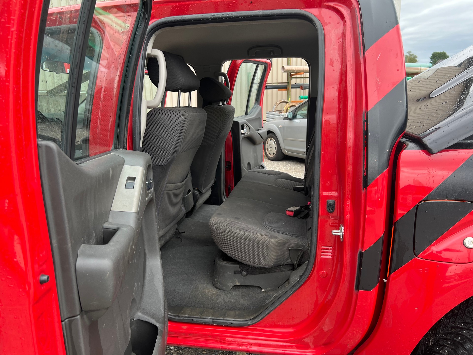 NISSAN Navara Double Cab LE 2.5 dCiA 4WD-image-9