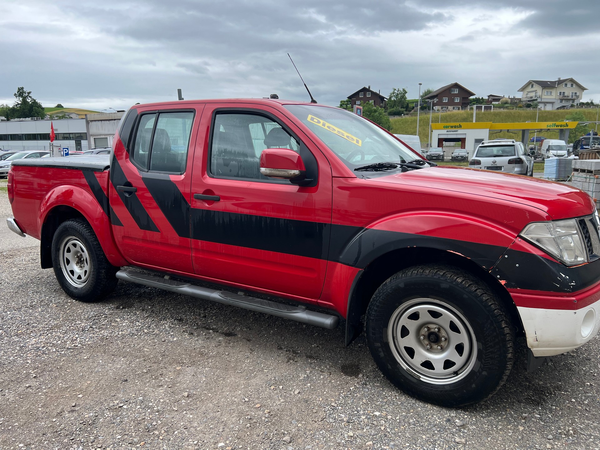 NISSAN Navara Double Cab LE 2.5 dCiA 4WD-image-2