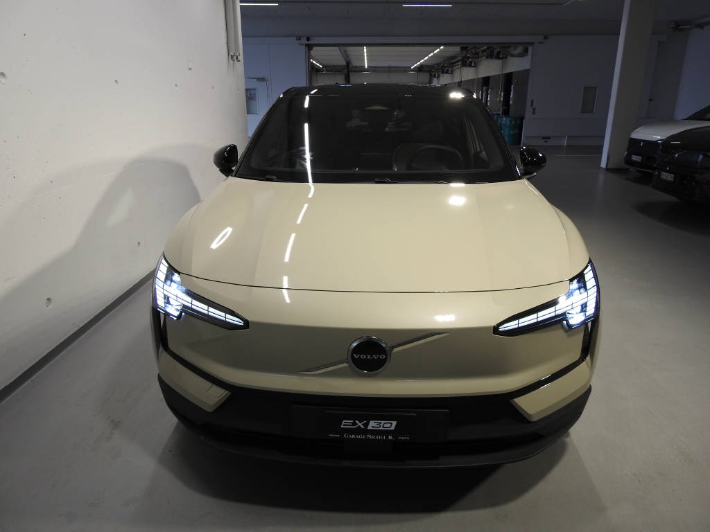 VOLVO EX 30 E60 Plus-image-1