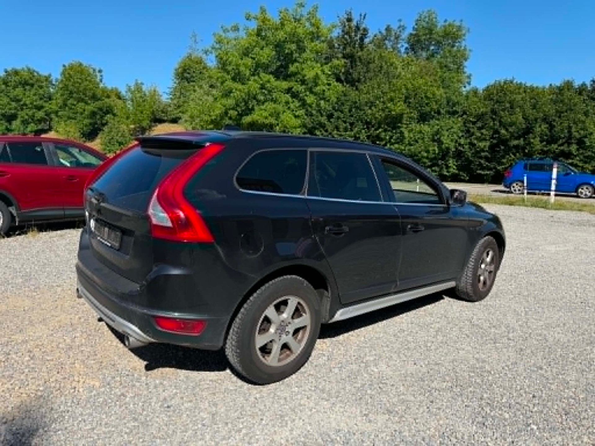 VOLVO XC60 D5 AWD Momentum Geartronic-image-6