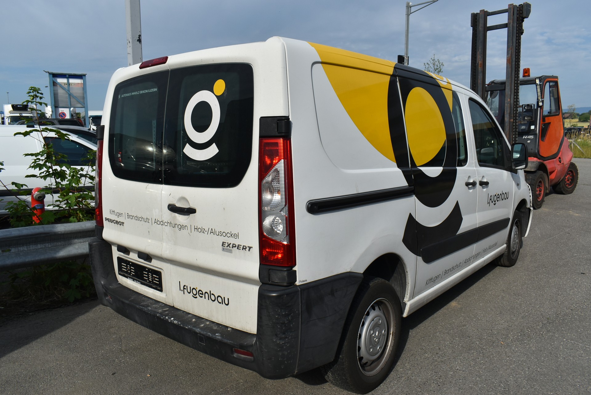 PEUGEOT Expert 2.0 HDi 229 L2H1-image-7