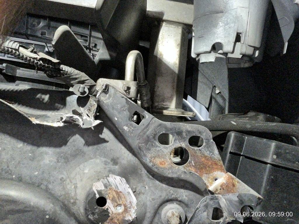 PEUGEOT Expert 2.0 HDi 229 L2H1-image-11