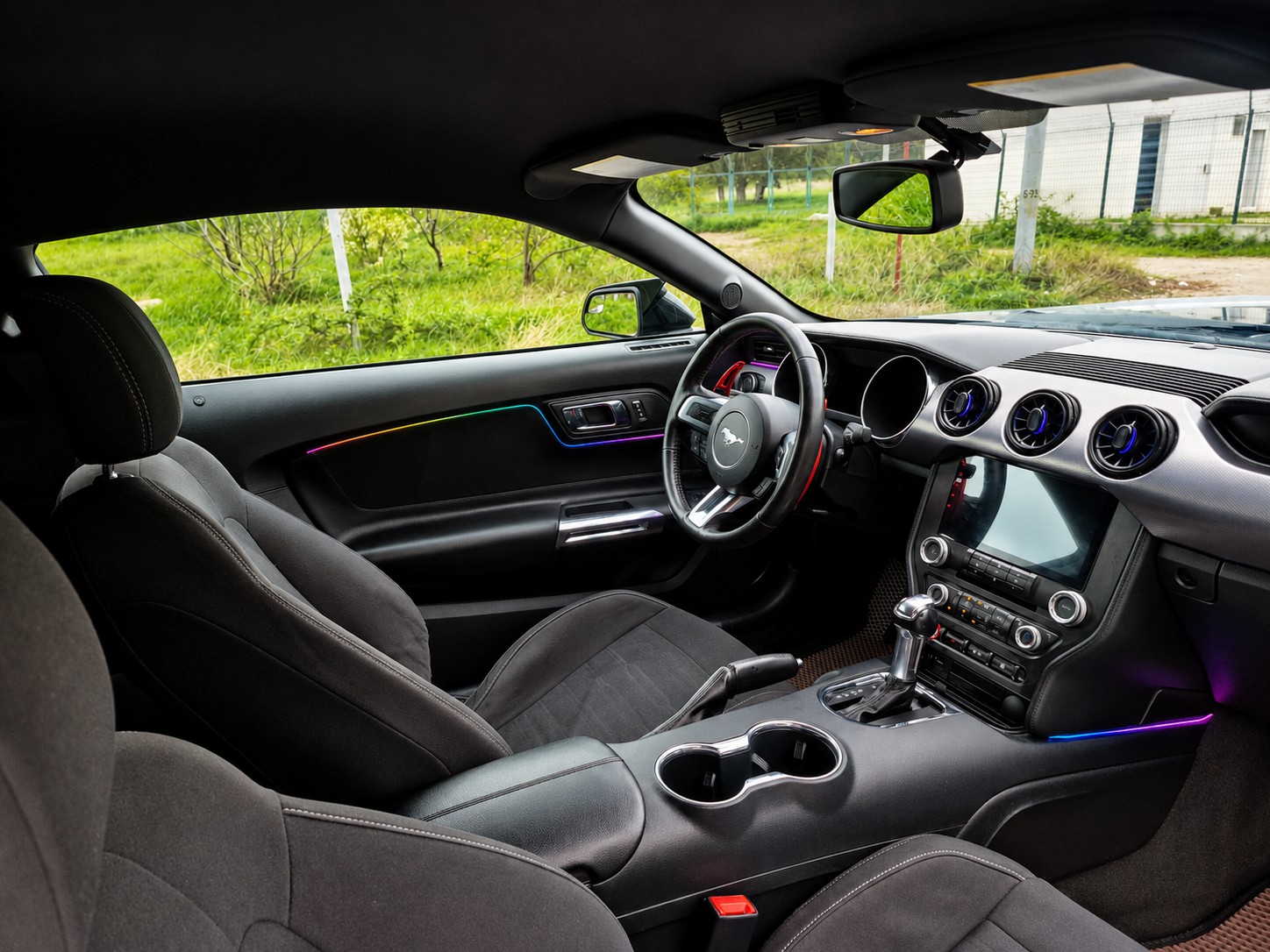 FORD Mustang Fastback 2.3 Automat-image-6