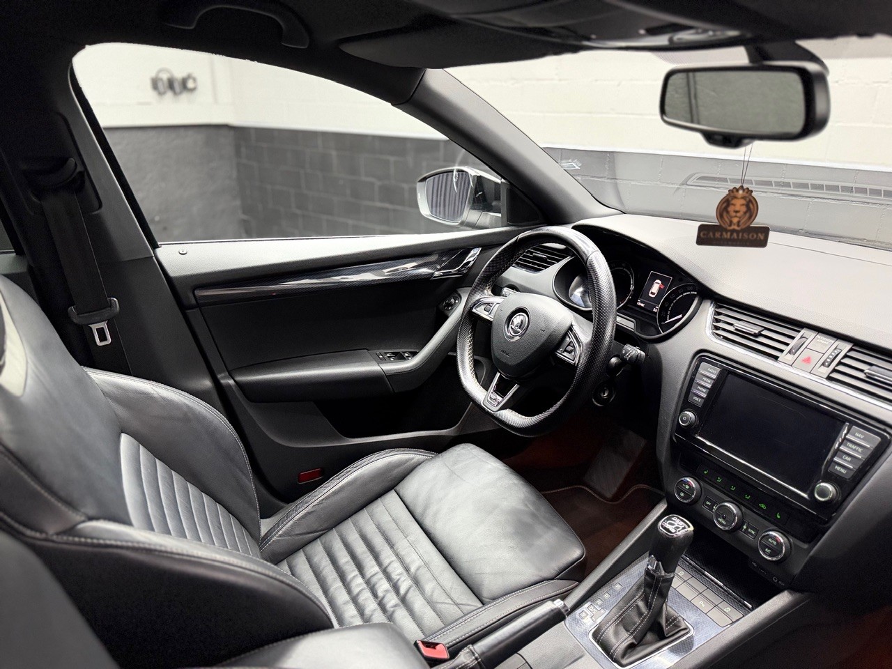 SKODA Octavia Combi 2.0 TSI RS DSG | APR 312PS | Carbon-image-22