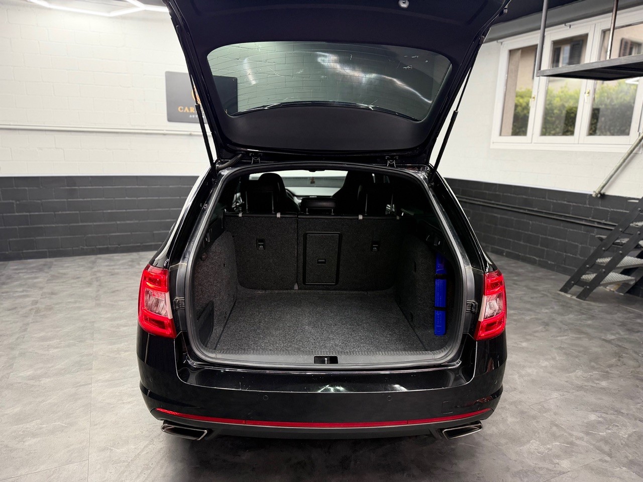 SKODA Octavia Combi 2.0 TSI RS DSG | APR 312PS | Carbon-image-19