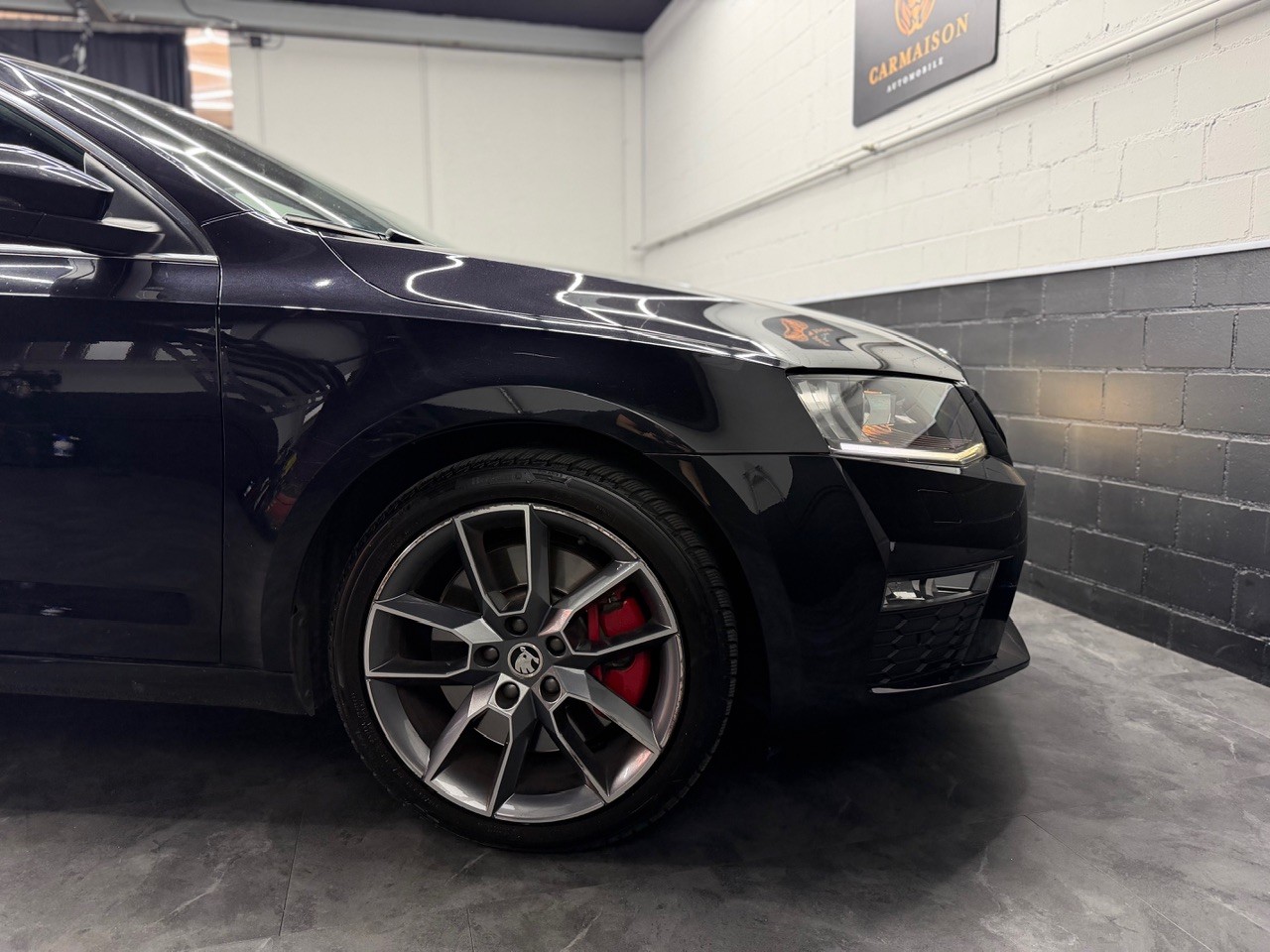 SKODA Octavia Combi 2.0 TSI RS DSG | APR 312PS | Carbon-image-9