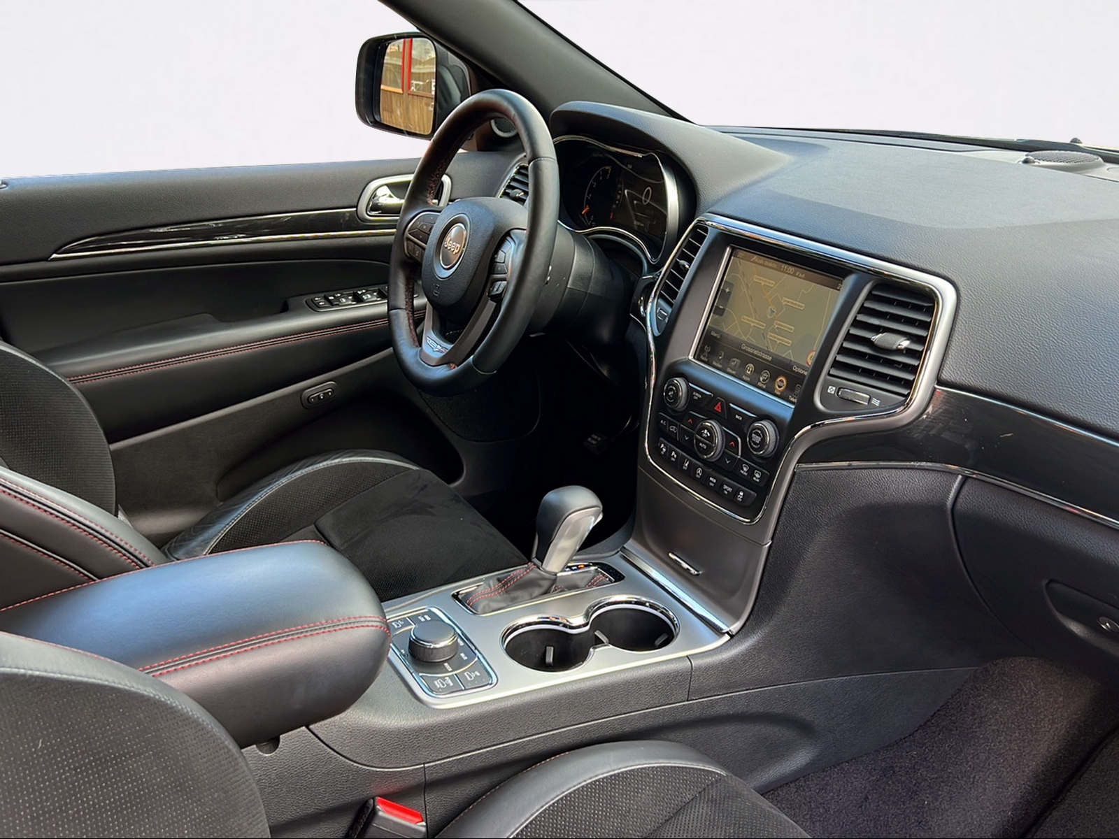 JEEP Grand Cherokee 3.0 CRD Trailhawk Automatic-image-3