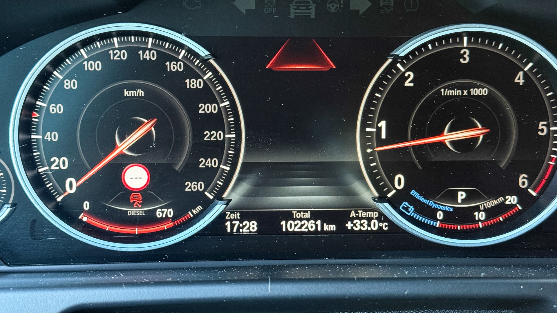 BMW 40d xDrive-image-4