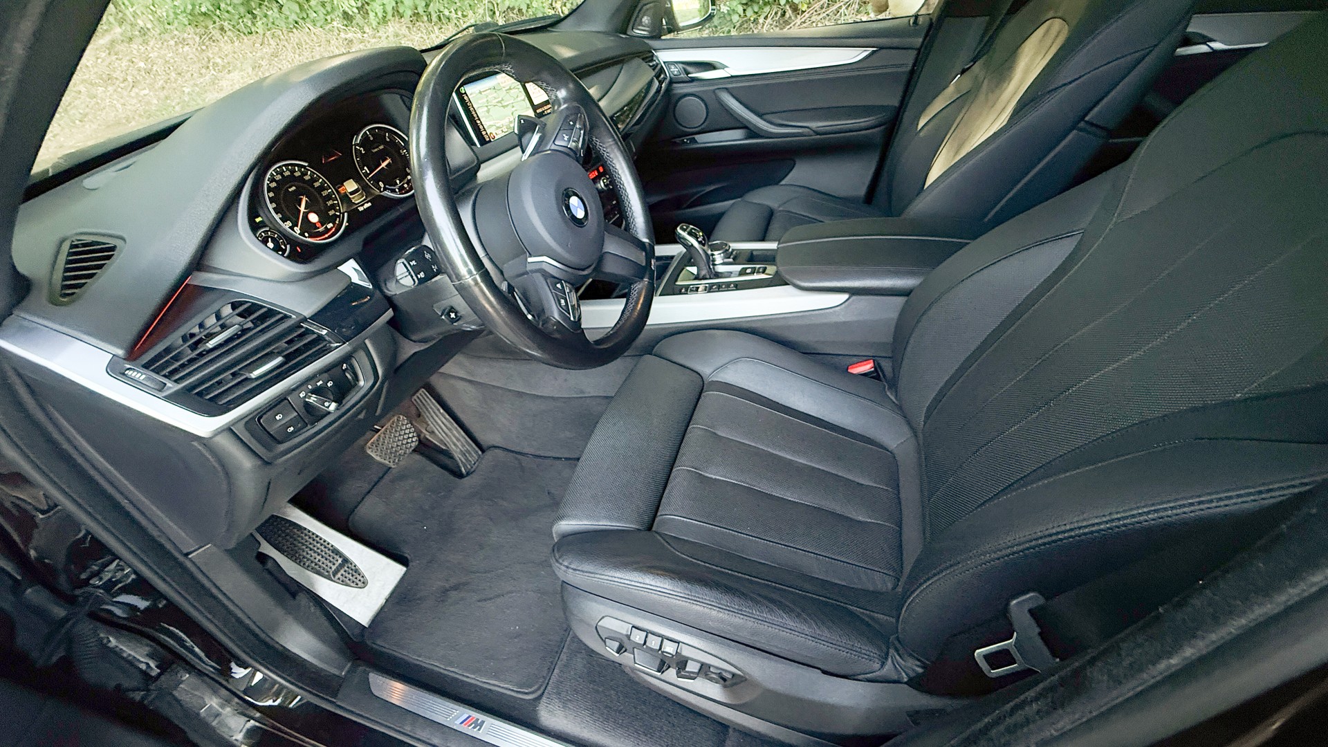 BMW 40d xDrive-image-3