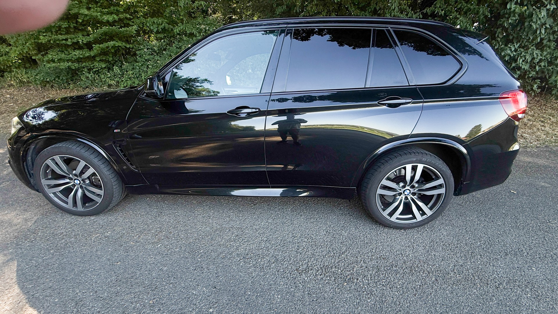 BMW 40d xDrive-image-1