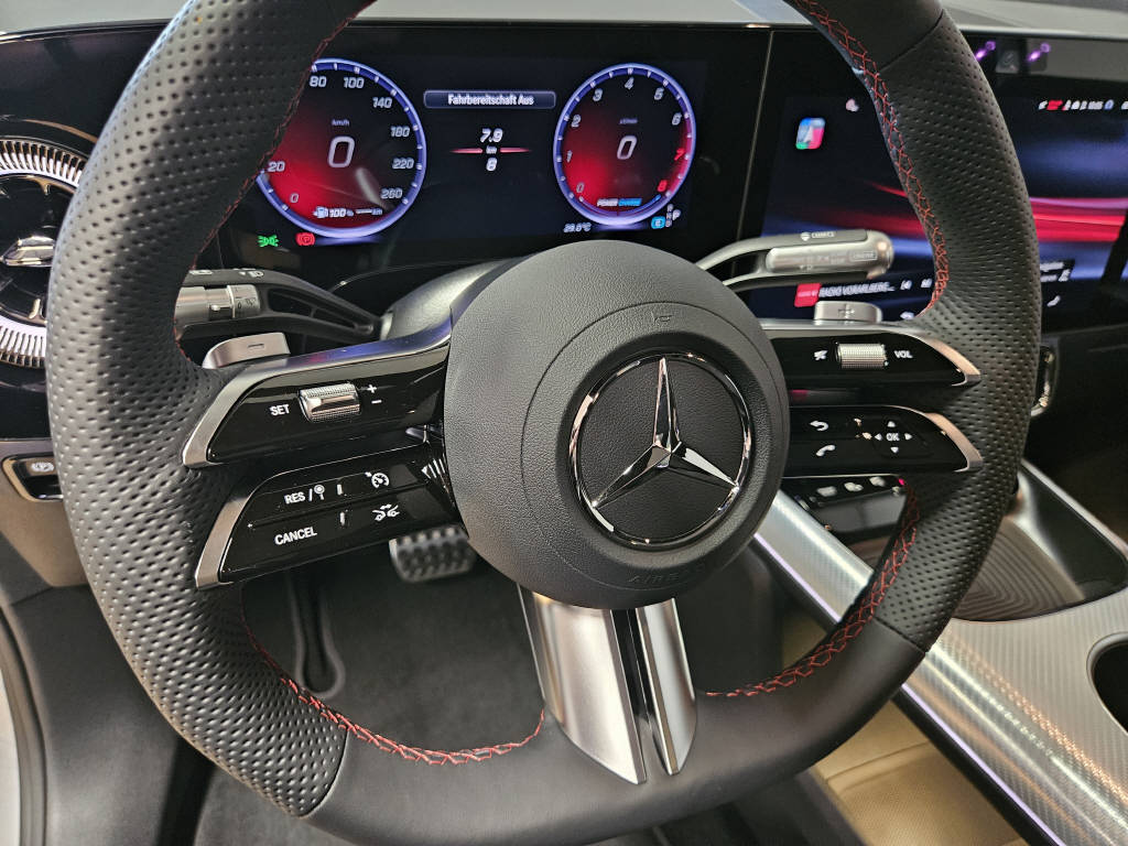MERCEDES-BENZ GLB 220 4Matic-image-8