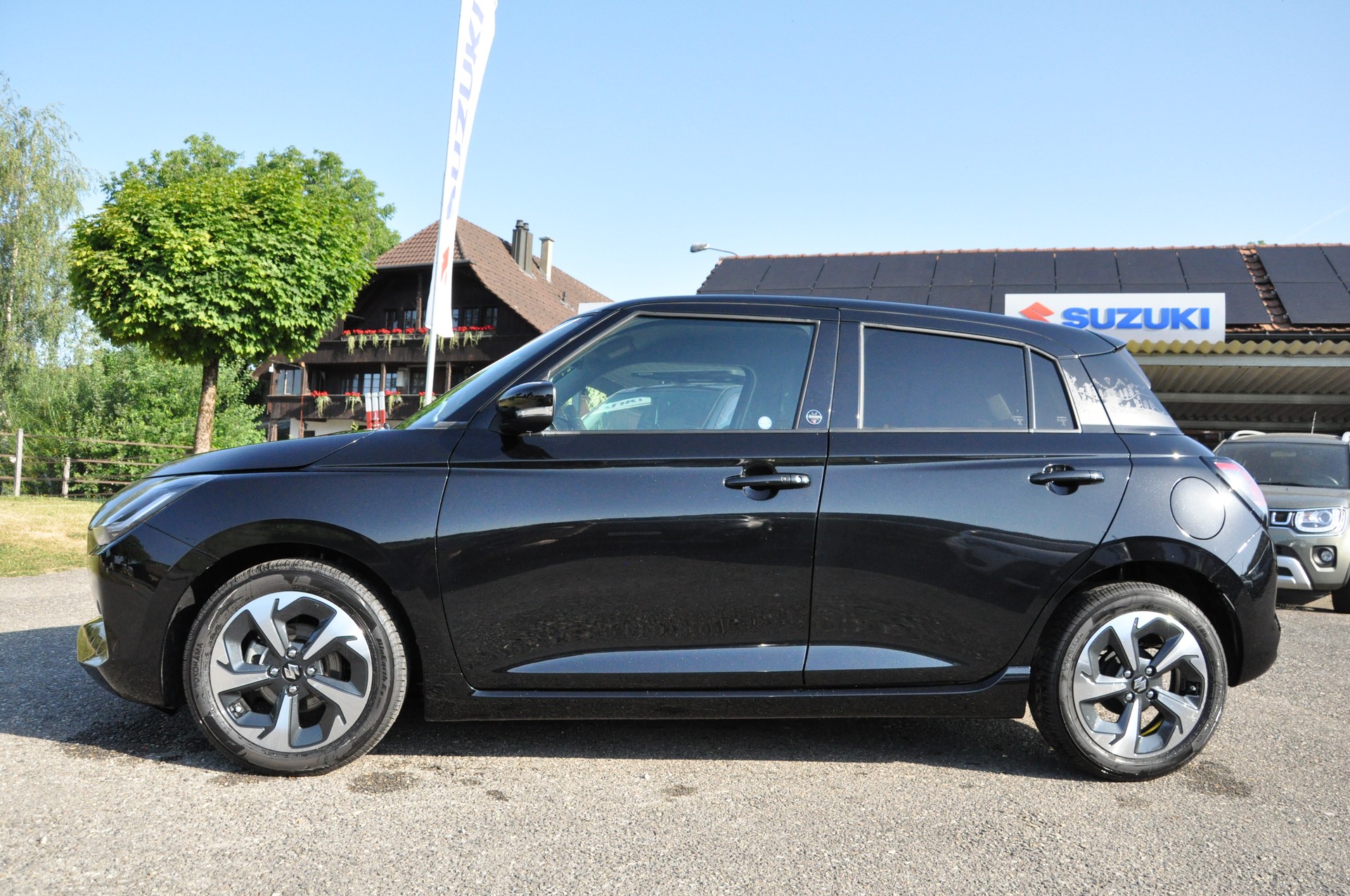 SUZUKI Swift 1.2 Tradizio Top Hybrid CVT-image-2