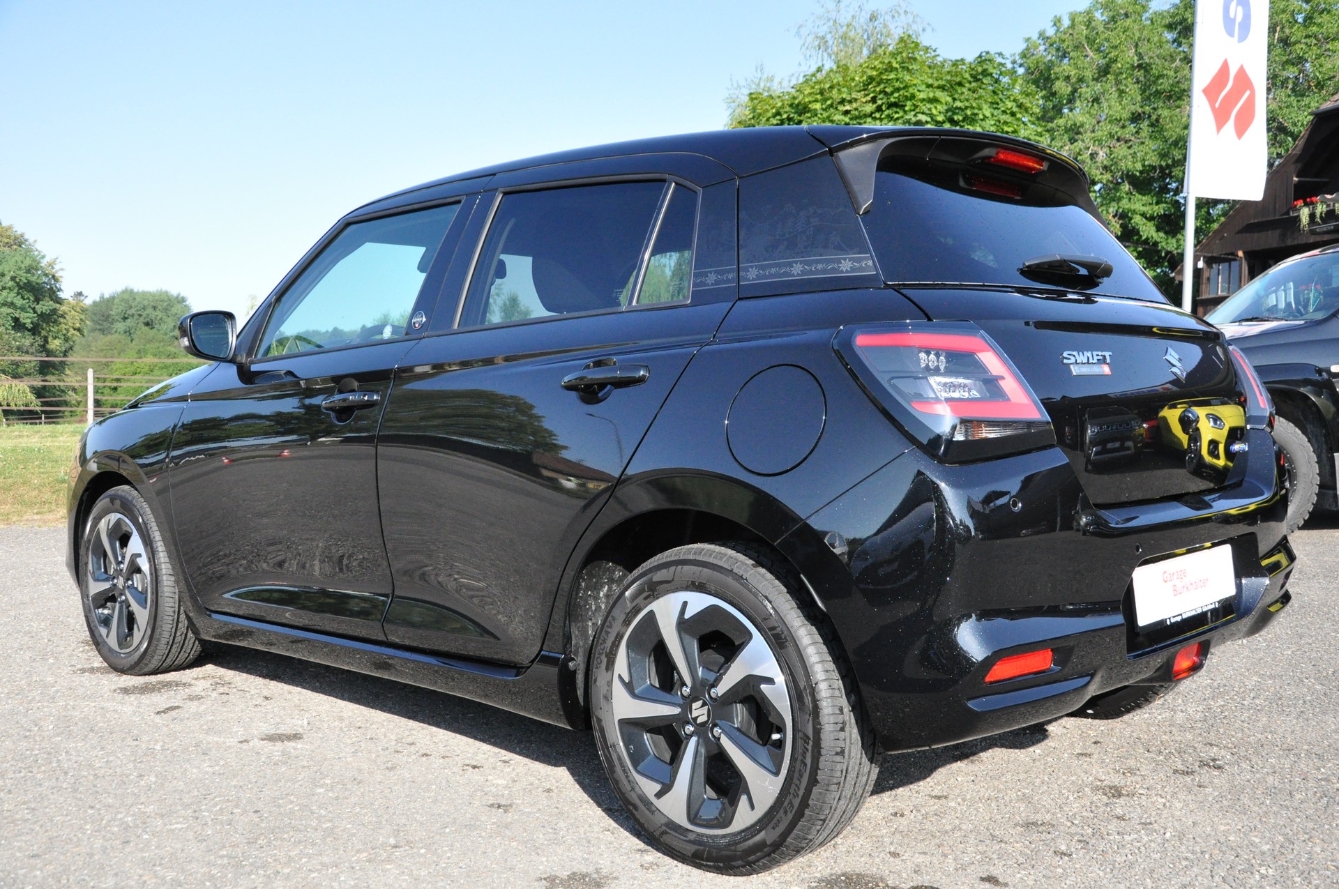 SUZUKI Swift 1.2 Tradizio Top Hybrid CVT-image-3