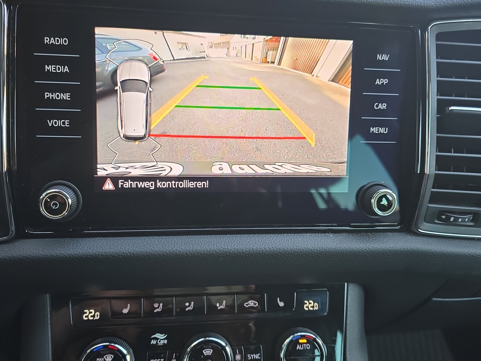 SKODA Kodiaq 2.0 TSI 4x4 Style-image-13