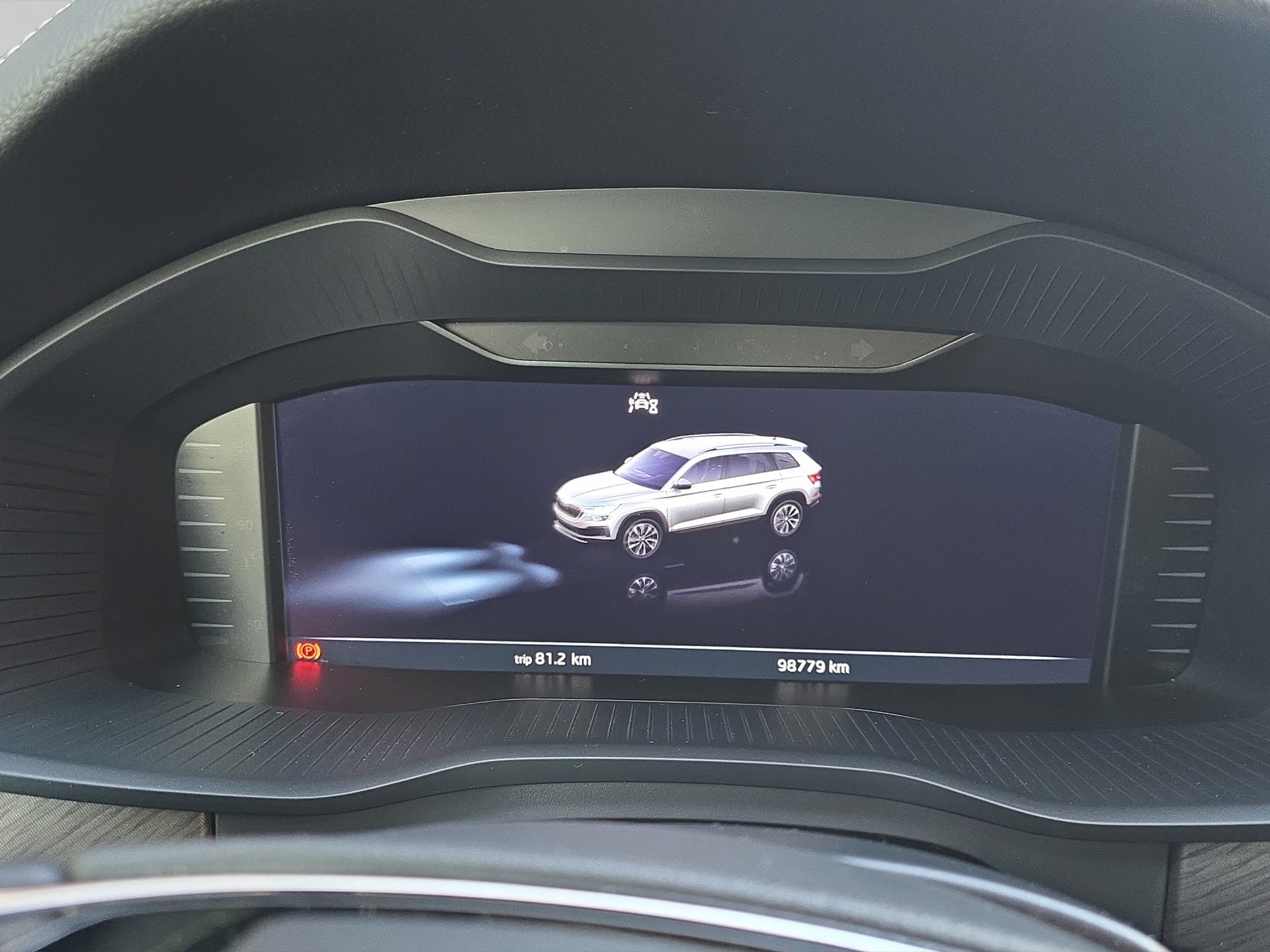 SKODA Kodiaq 2.0 TSI 4x4 Style-image-9