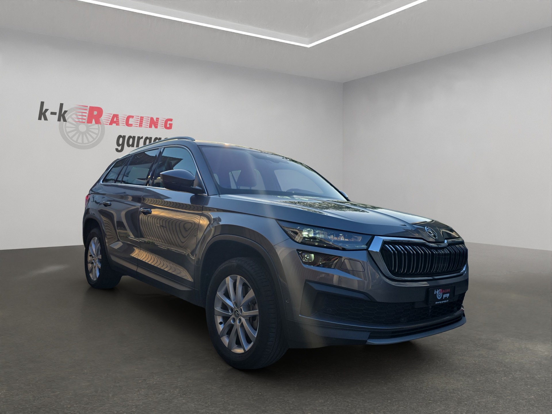 SKODA Kodiaq 2.0 TSI 4x4 Style-image-2