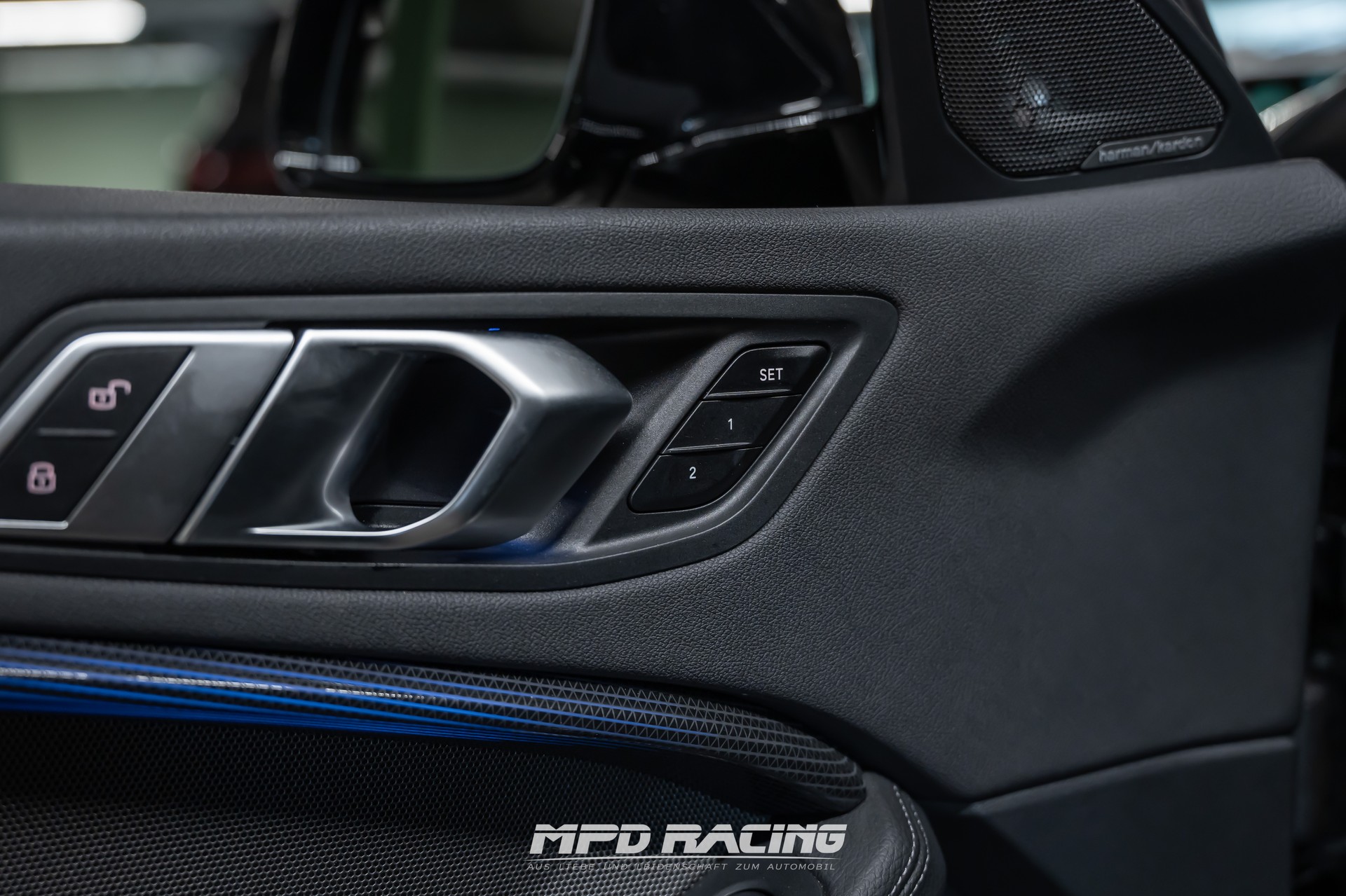 BMW M135i xDrive Steptronic-image-15