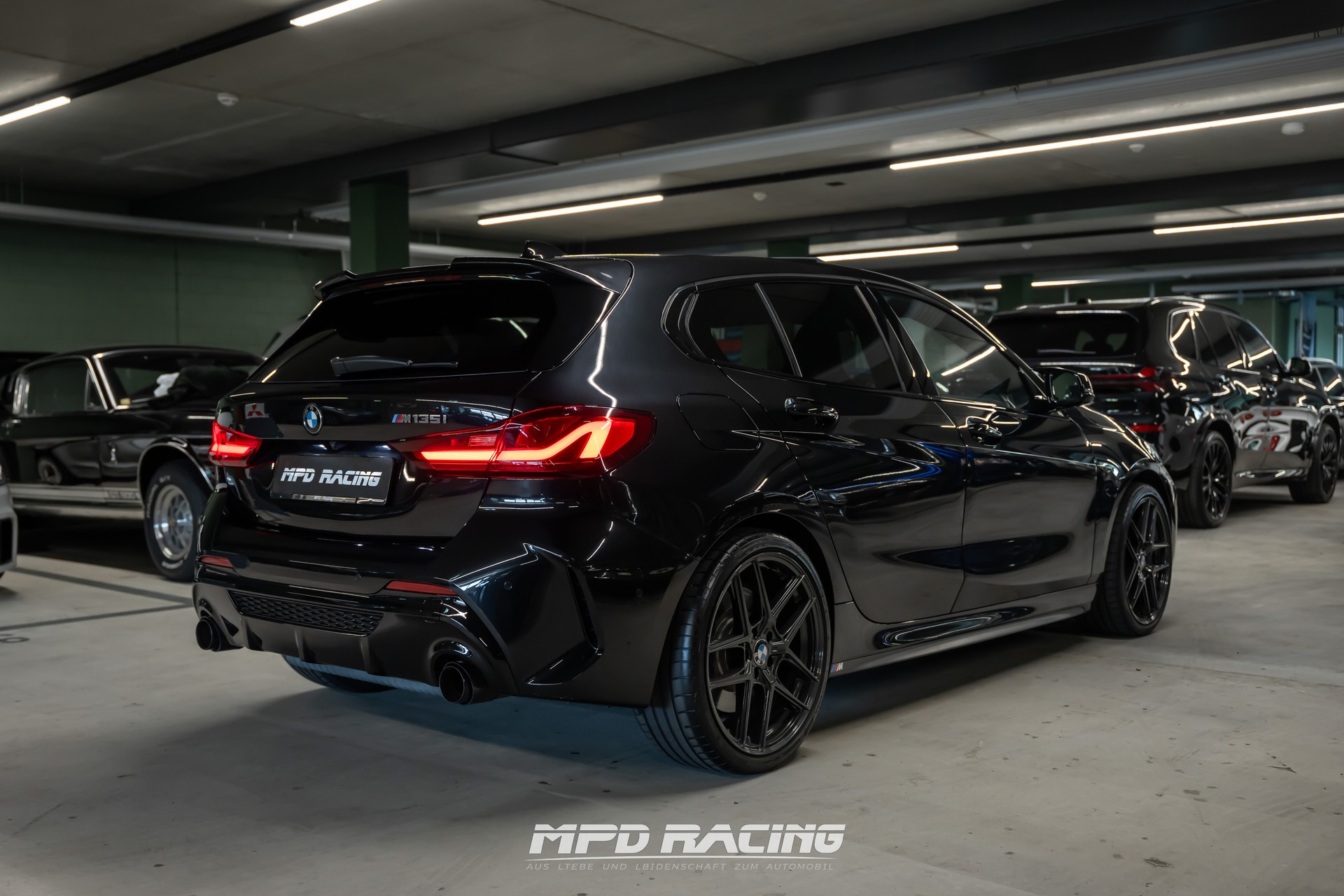 BMW M135i xDrive Steptronic-image-4