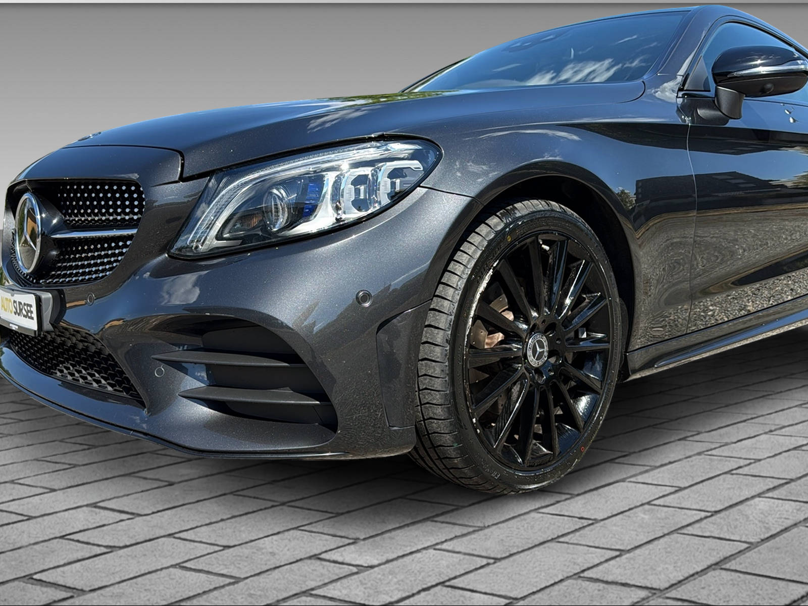 MERCEDES-BENZ C 200 AMG-Line 4matic Coupé-image-1