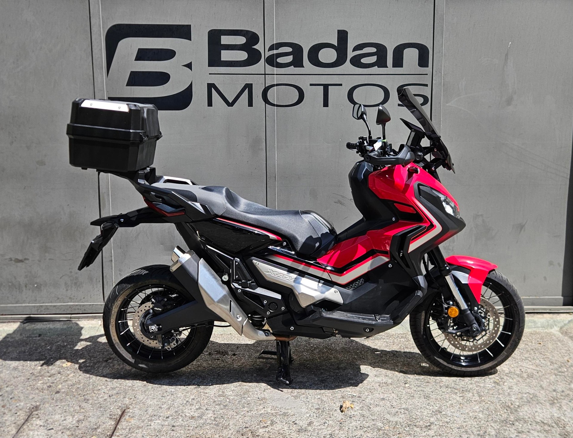 HONDA X-ADV 750 ABS