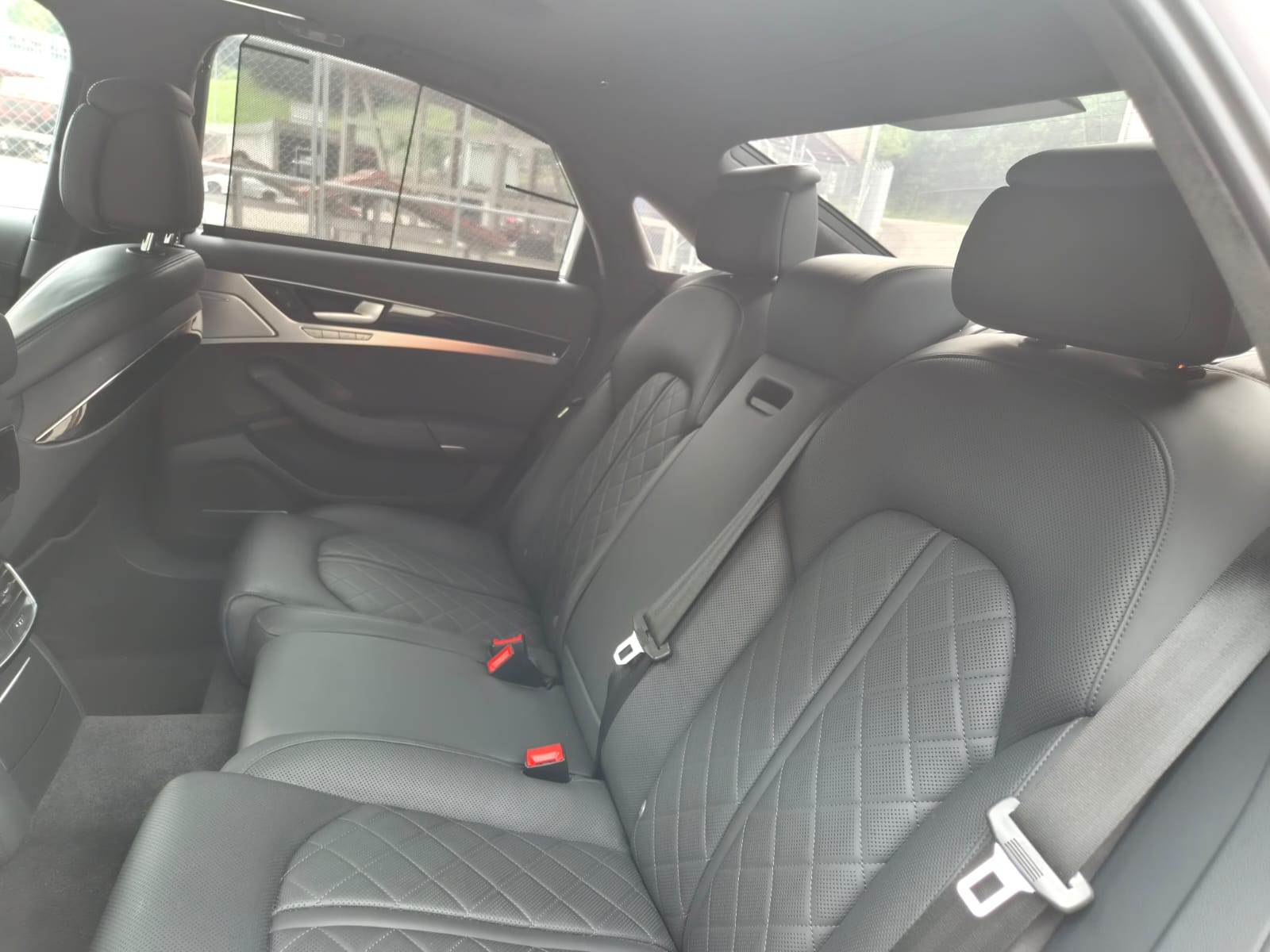 AUDI S8 4.0 TFSI V8 plus quattro tiptronic-image-8