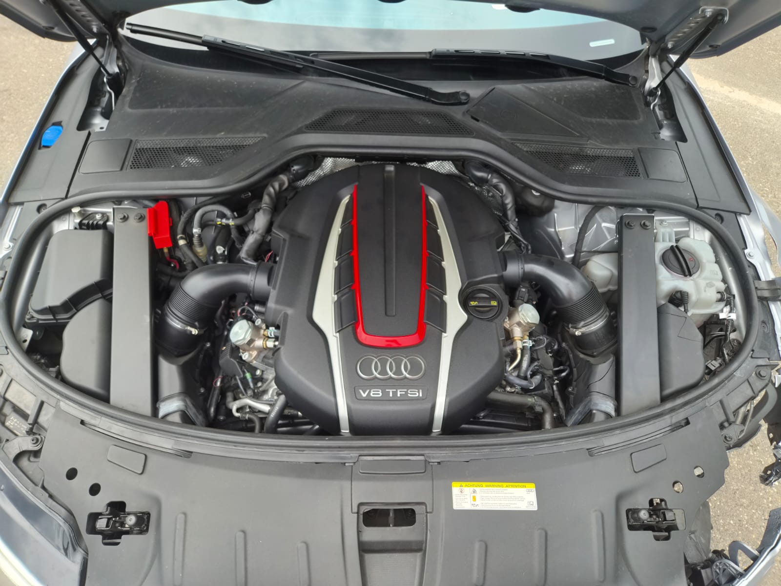 AUDI S8 4.0 TFSI V8 plus quattro tiptronic-image-10