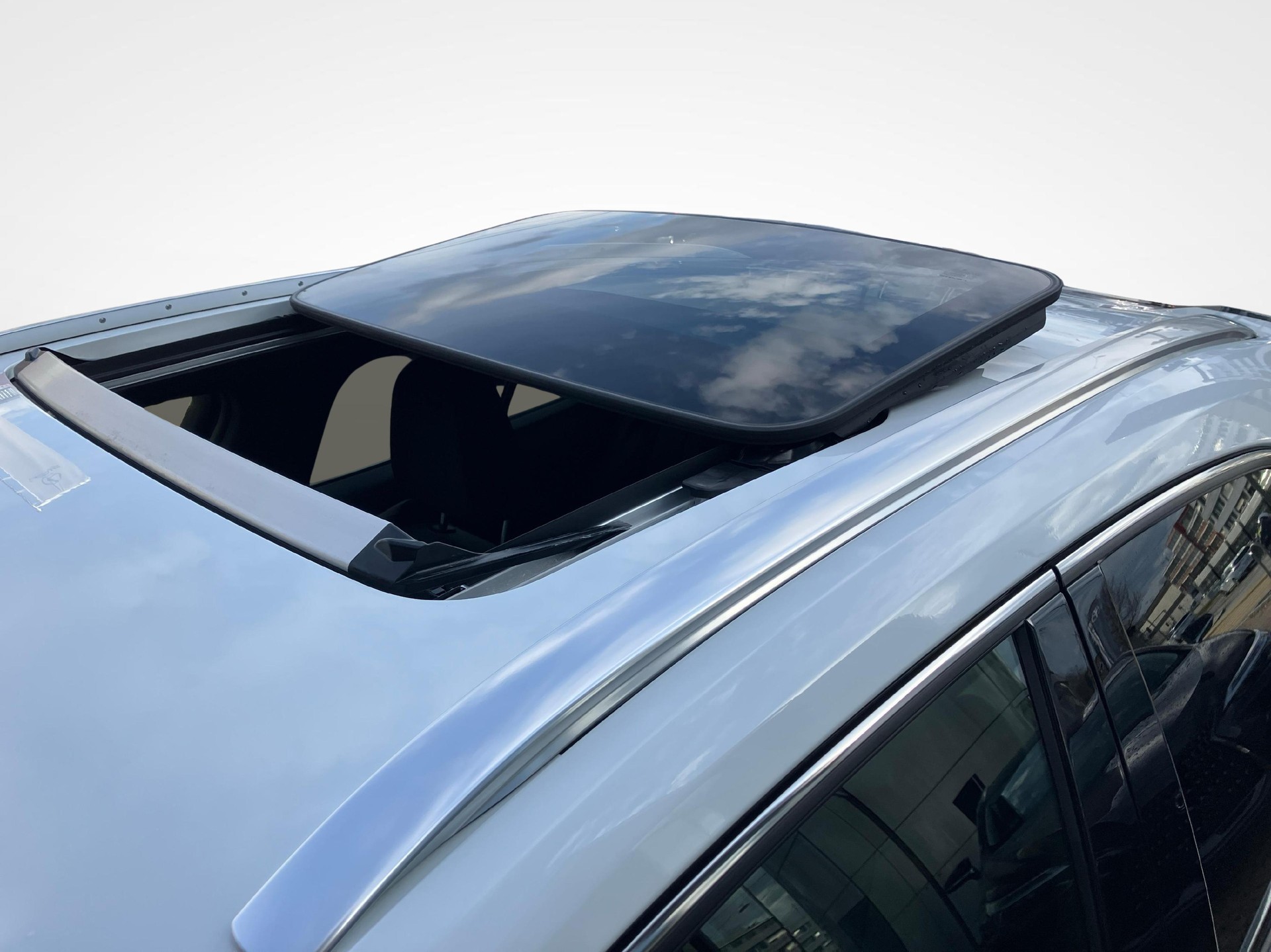 LEXUS UX 300h F-Line-image-14