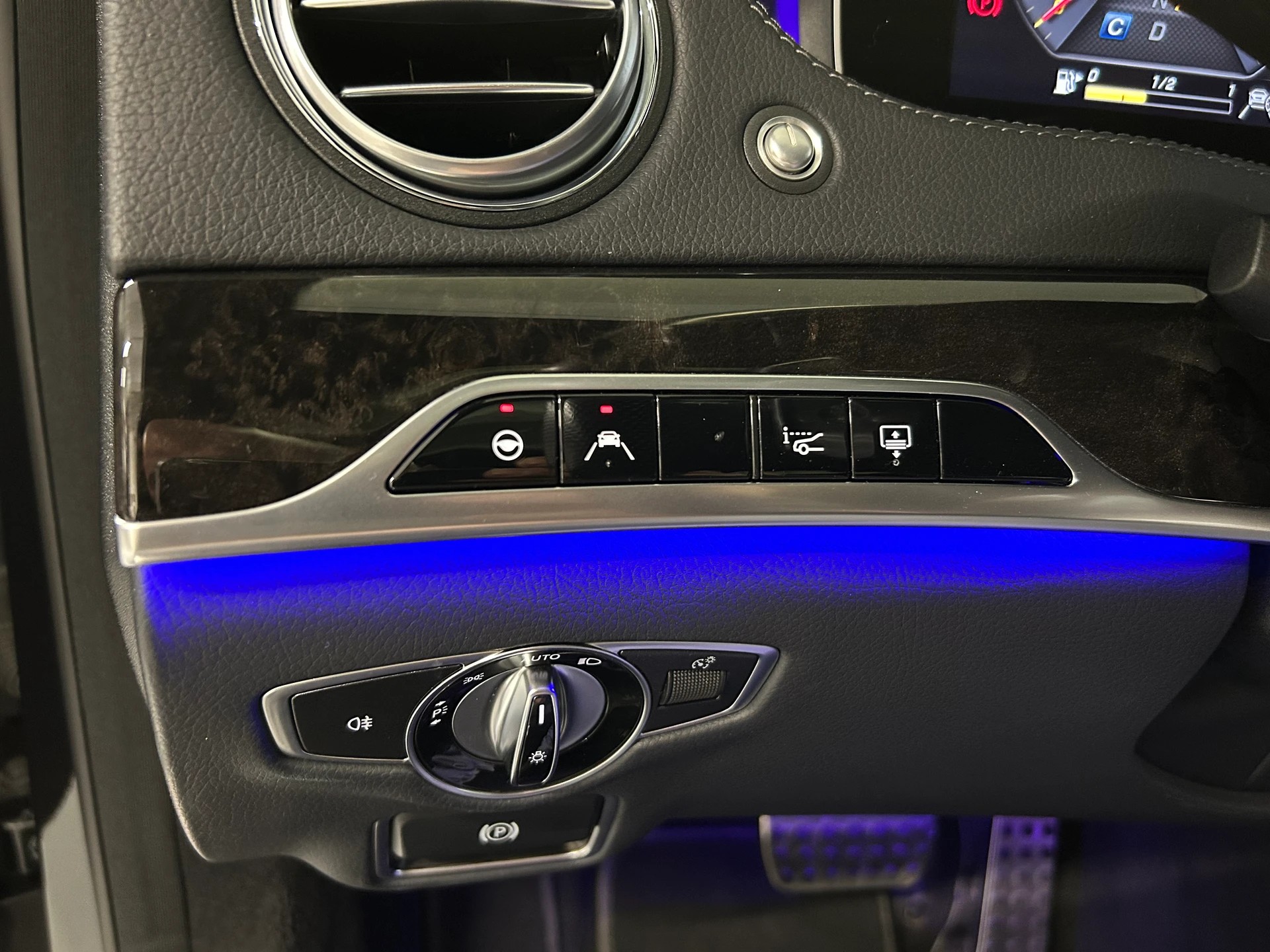 MERCEDES-BENZ S 400 d L 4Matic AMG Line 9G-Tronic-image-11