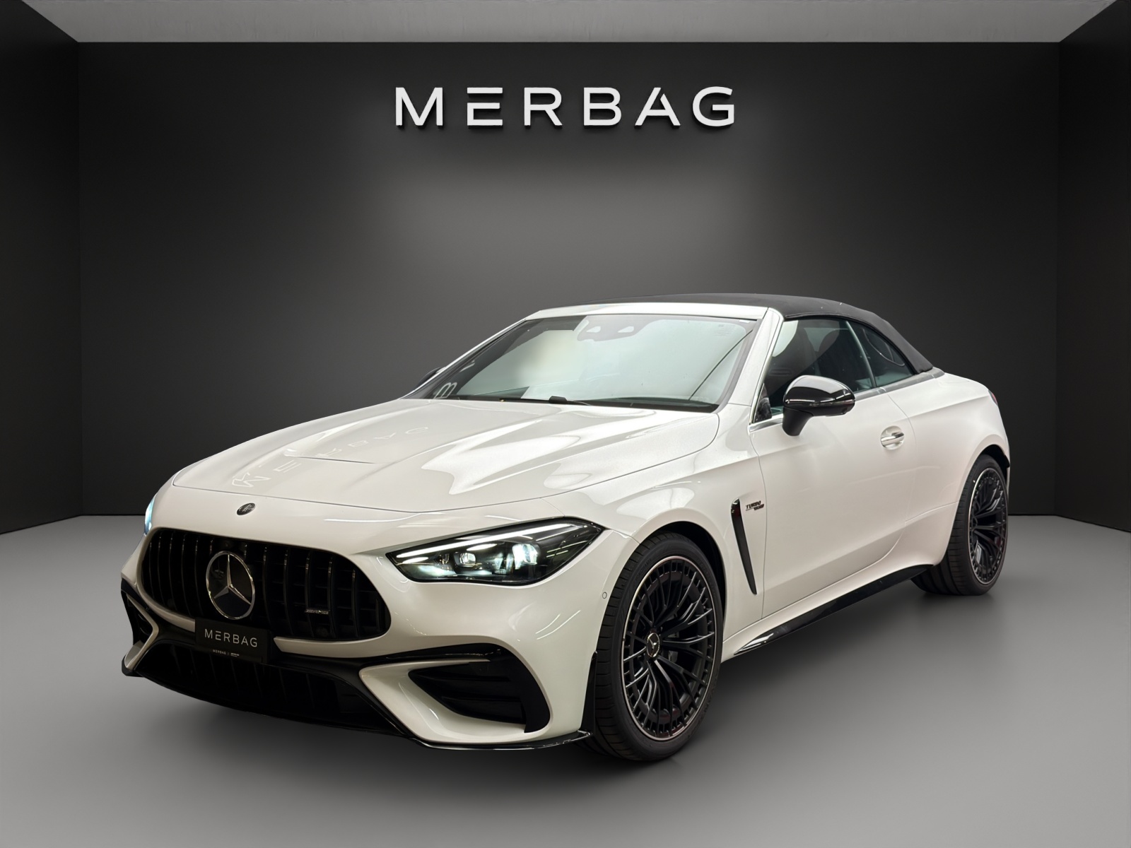 MERCEDES-BENZ AMG CLE 53 4MATIC+ Cabriolet-image-5