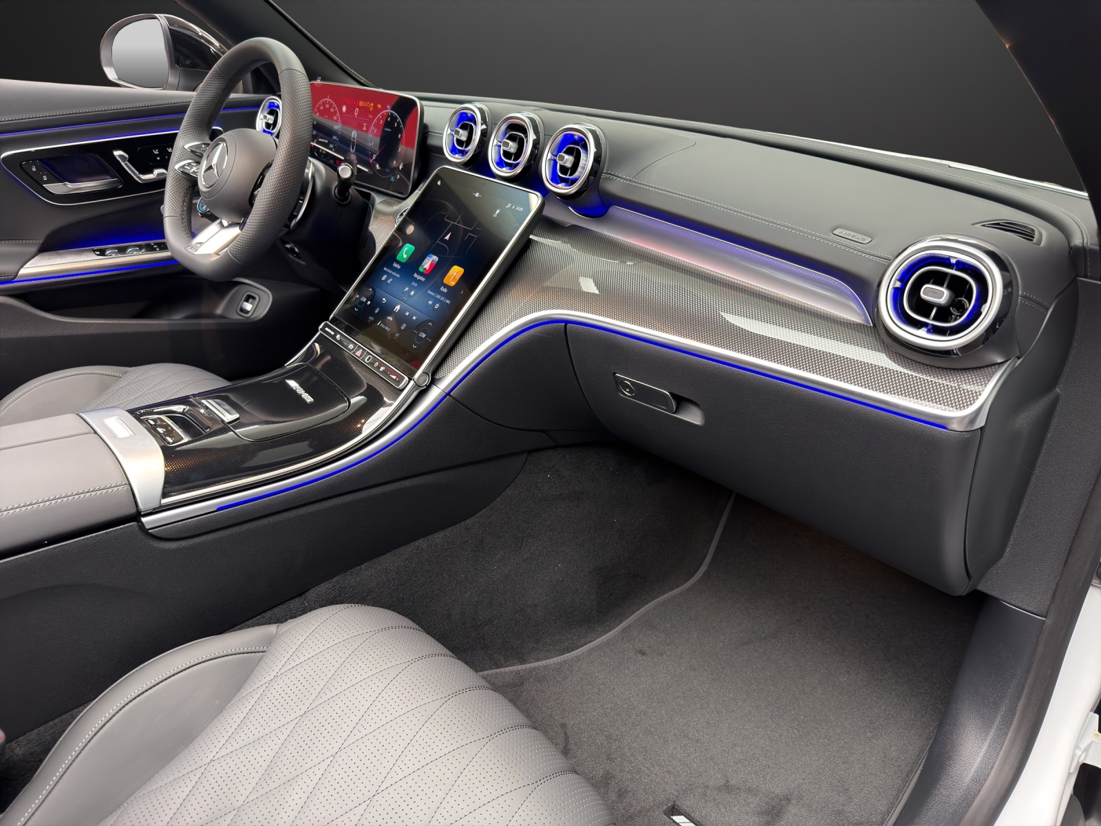MERCEDES-BENZ AMG CLE 53 4MATIC+ Cabriolet-image-10
