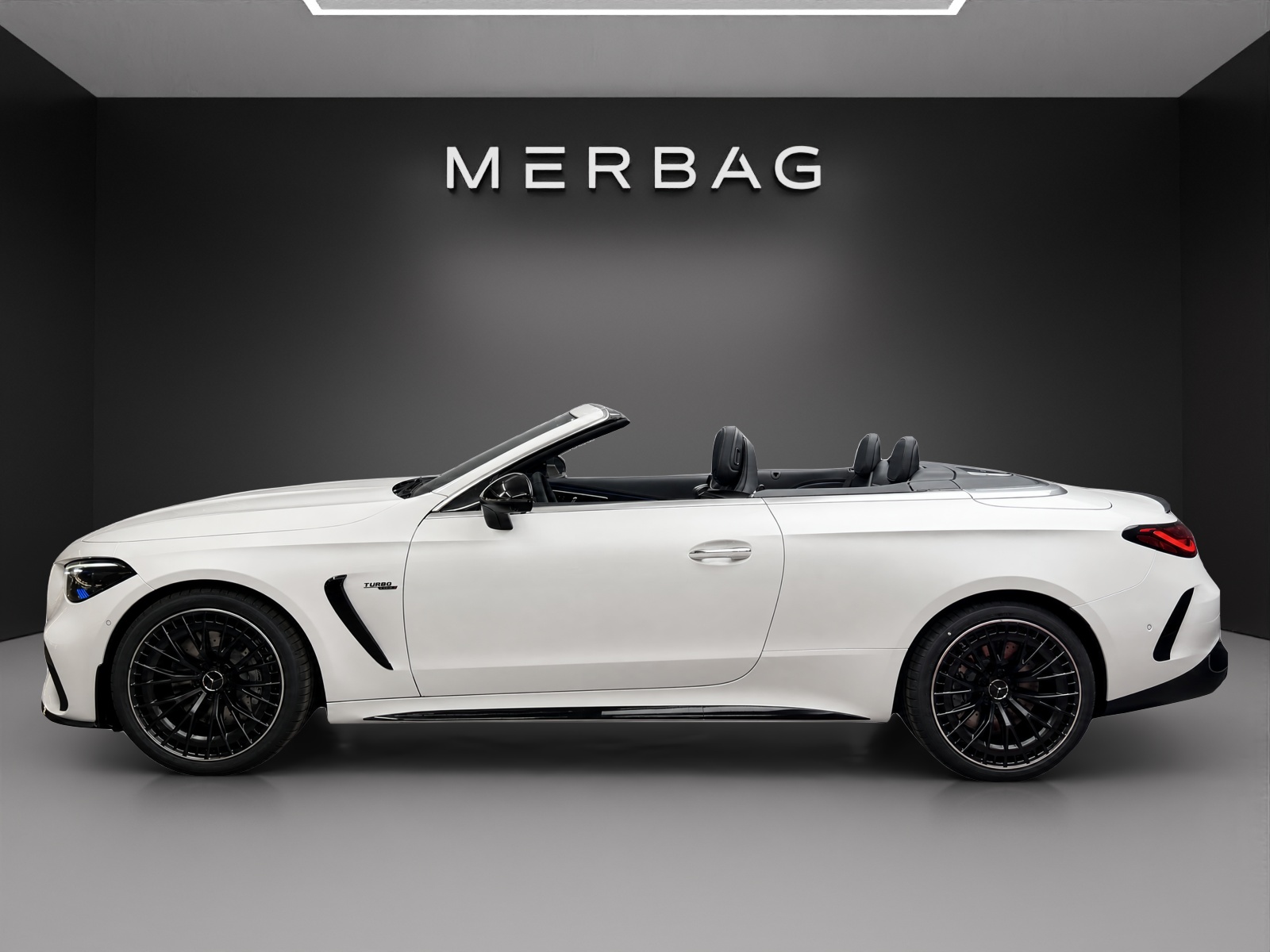 MERCEDES-BENZ AMG CLE 53 4MATIC+ Cabriolet-image-2