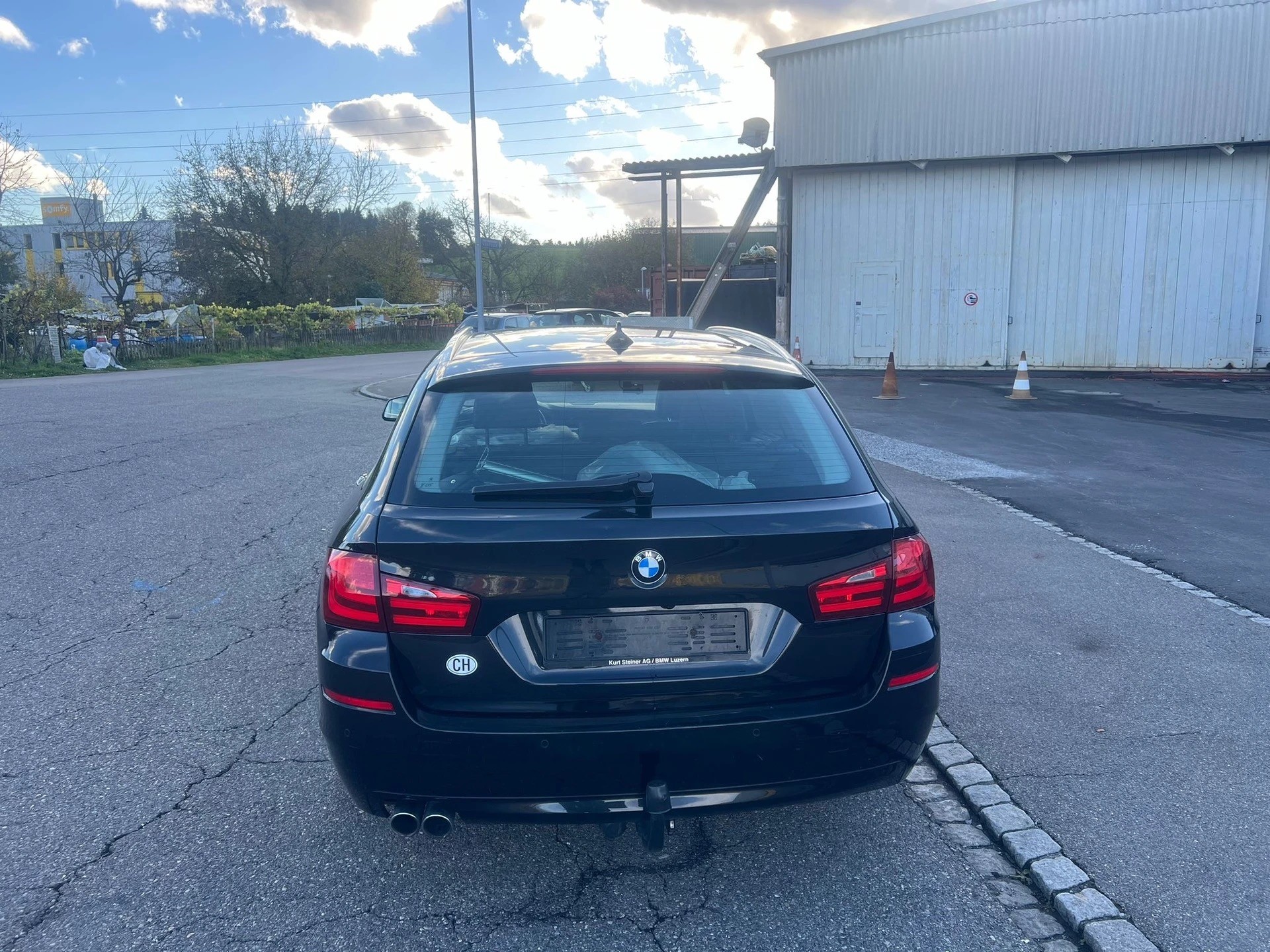BMW 530d xDrive Touring Steptronic-image-5