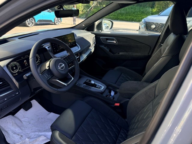 NISSAN Qashqai 1.5 VC-T Tekna+-image-8