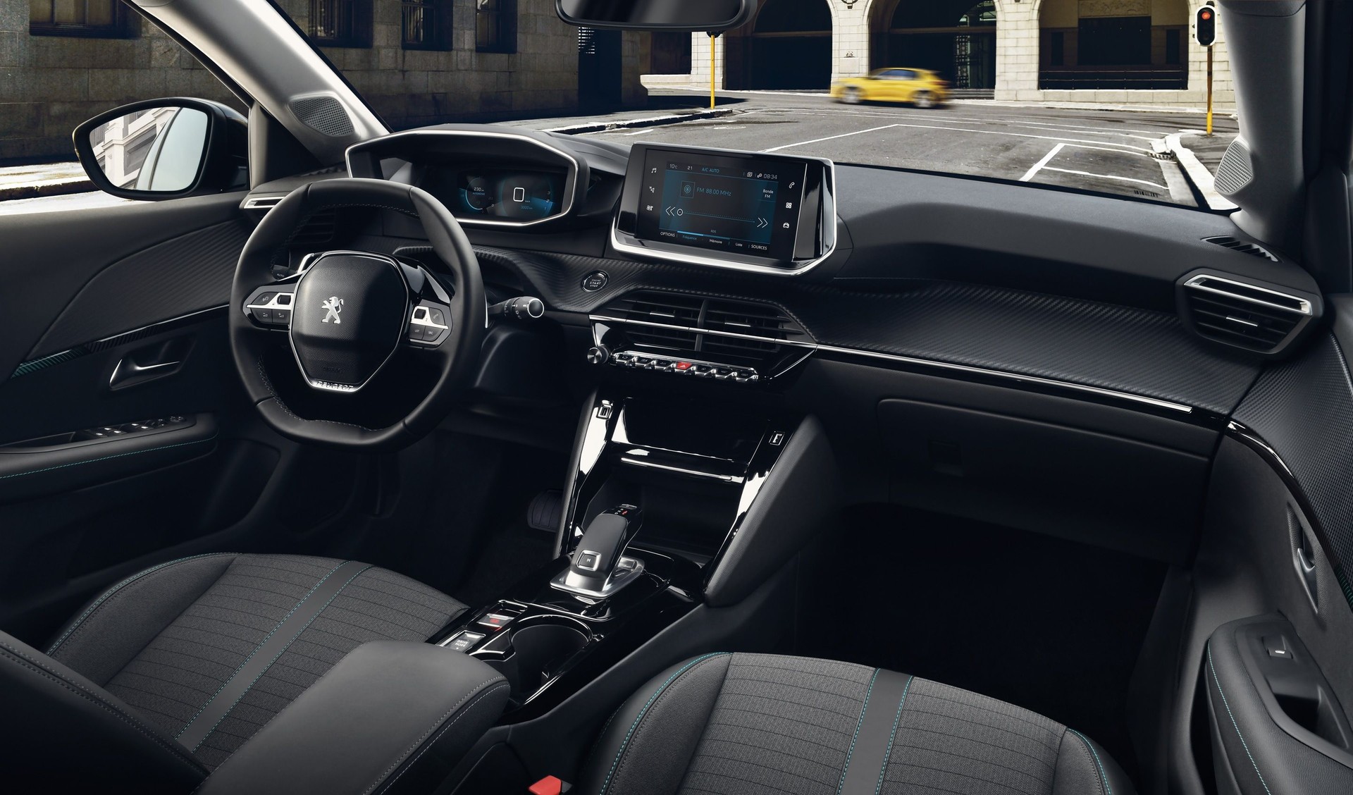 PEUGEOT e-GT Line-image-5
