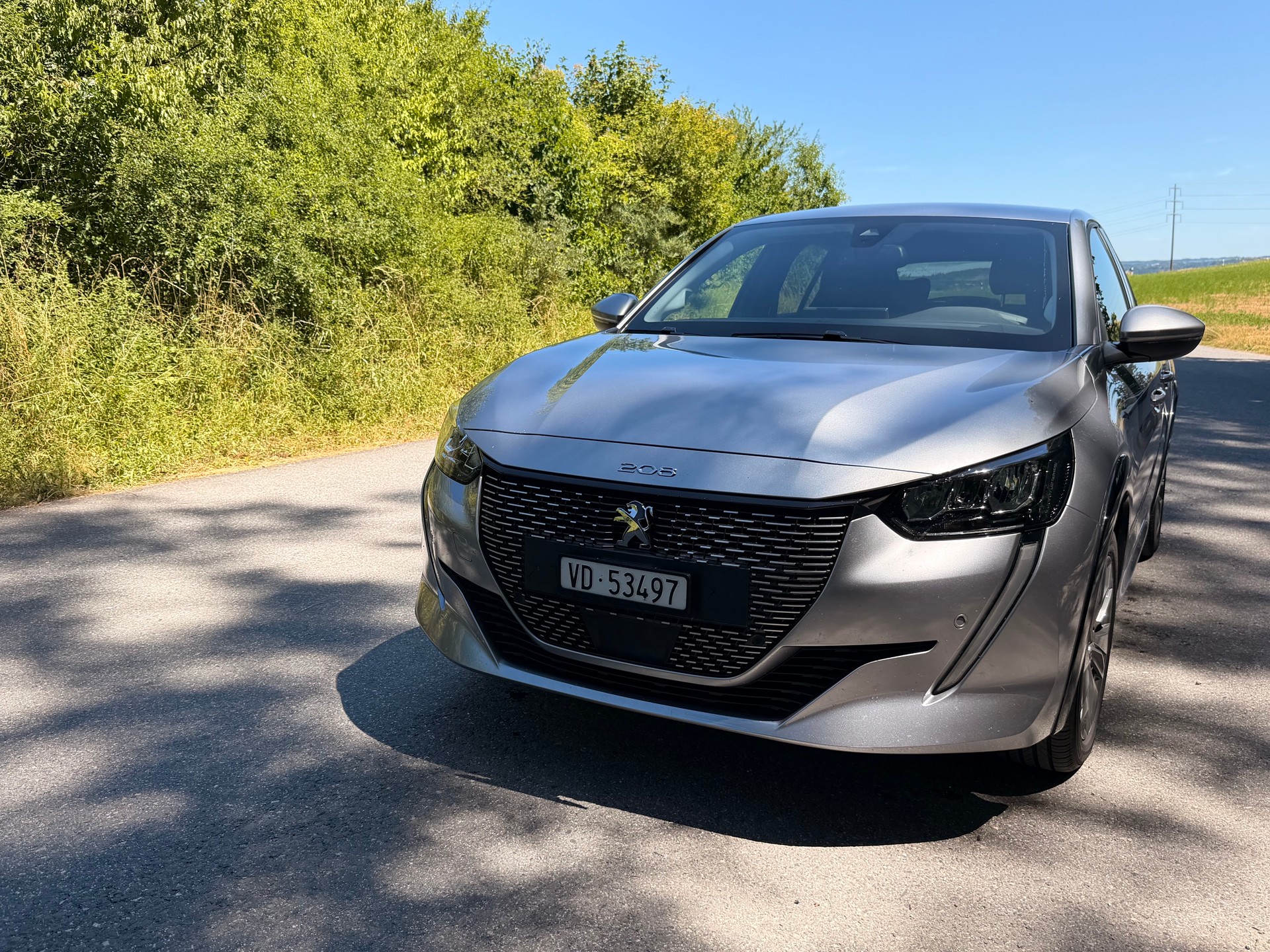 PEUGEOT e-GT Line-image-0