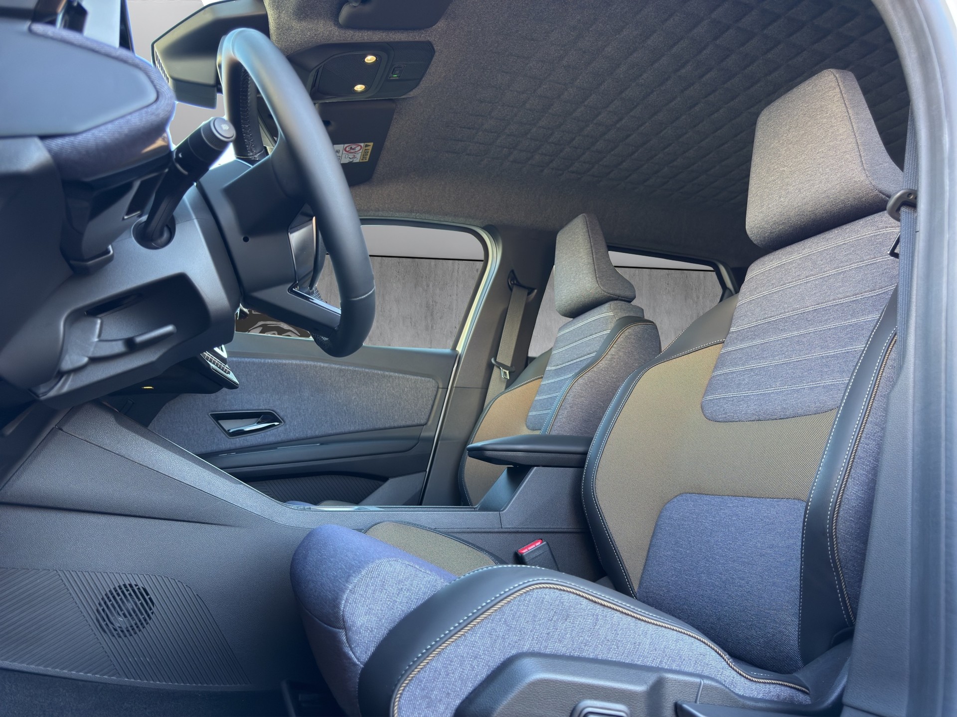 RENAULT R5 E-Tech Comfort Range techno-image-9