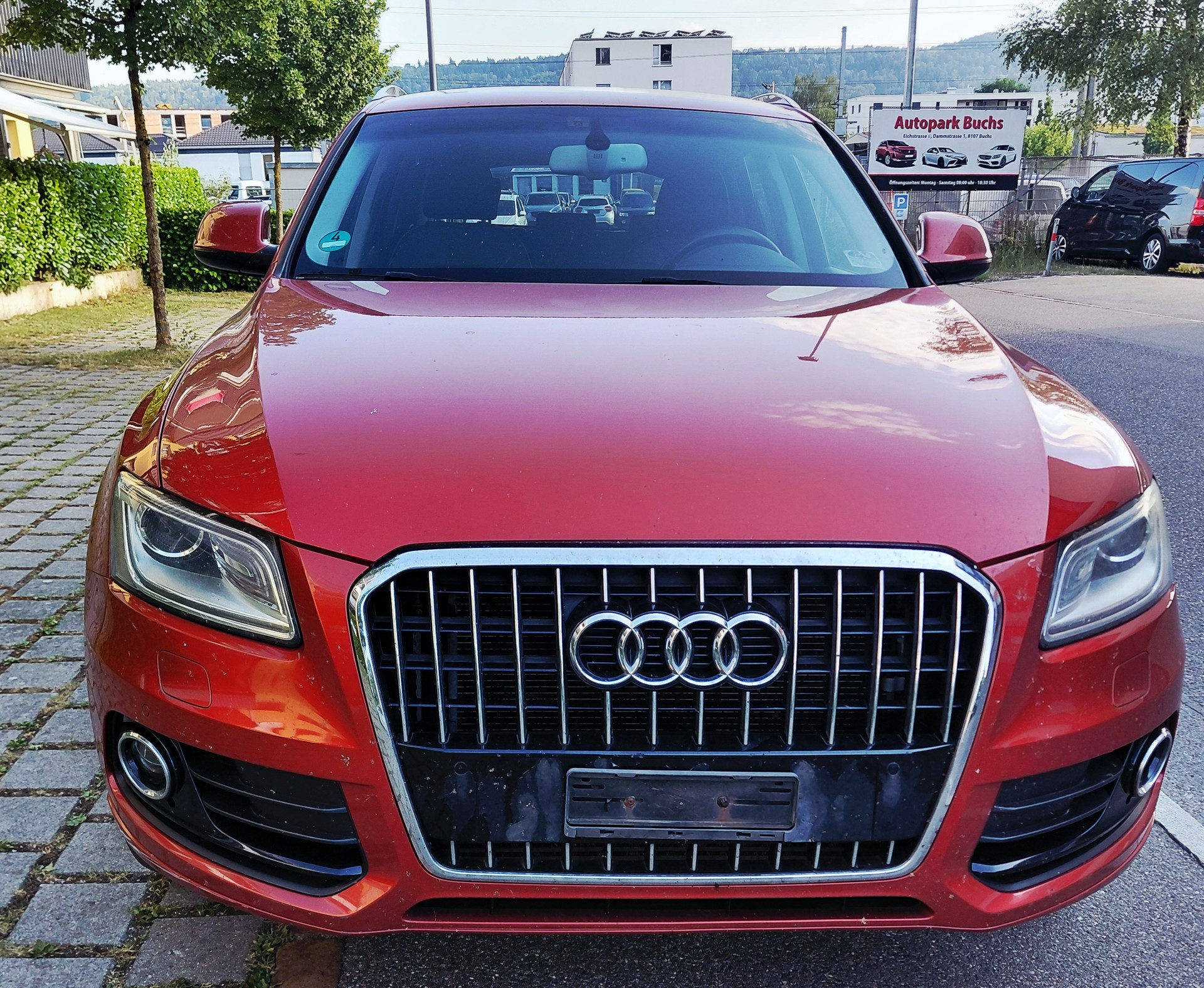 AUDI Q5 3.0 TDI quattro S-tronic-image-2