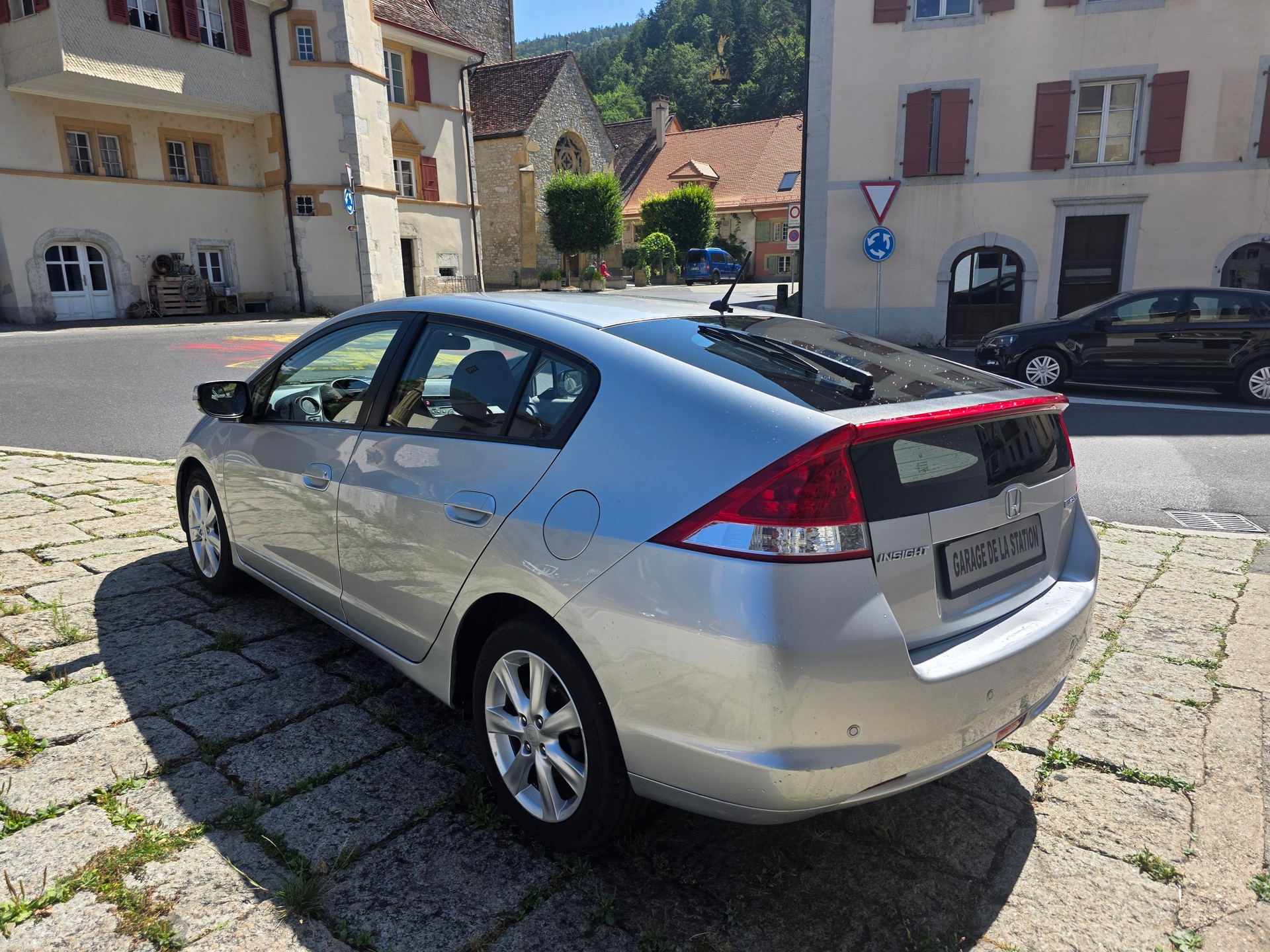 HONDA Insight 1.3i Hybrid Elegance CVT-image-6