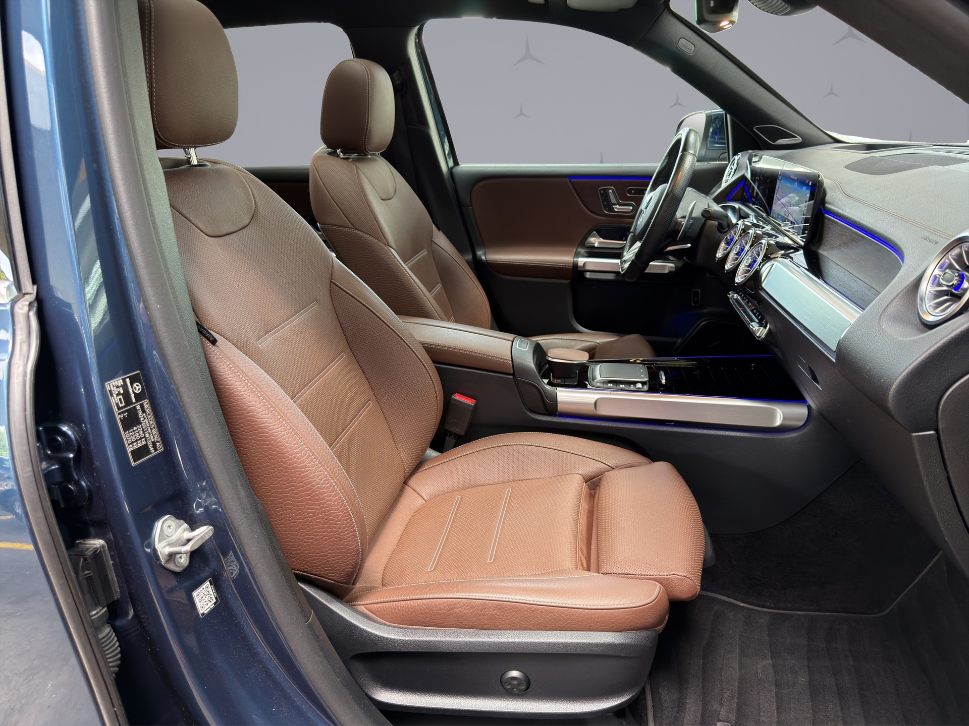 MERCEDES-BENZ GLB 35 AMG 4matic-image-19