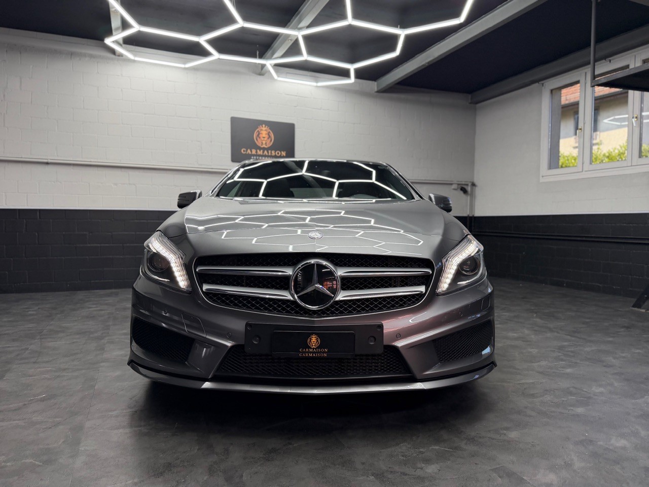 MERCEDES-BENZ A 250 AMG Line 7G-DCT | Tempomat | Rückfahrkamera | Panoramadach-image-1