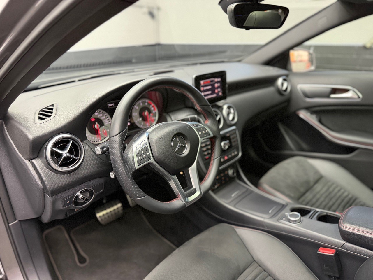 MERCEDES-BENZ A 250 AMG Line 7G-DCT | Tempomat | Rückfahrkamera | Panoramadach-image-13