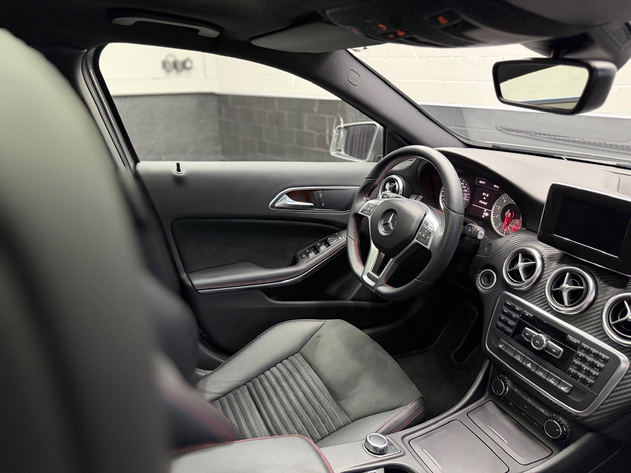 MERCEDES-BENZ A 250 AMG Line 7G-DCT | Tempomat | Rückfahrkamera | Panoramadach-image-22