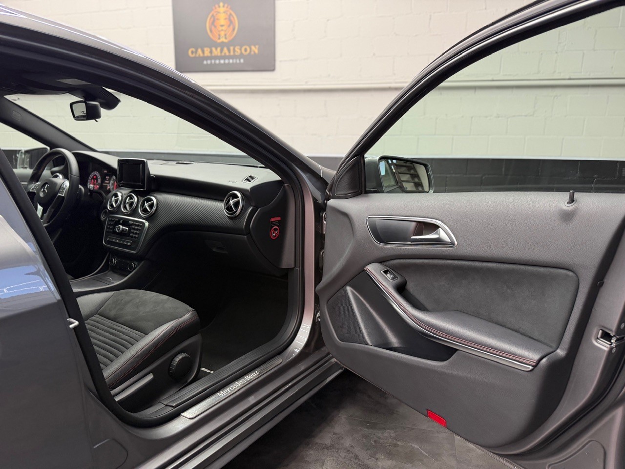 MERCEDES-BENZ A 250 AMG Line 7G-DCT | Tempomat | Rückfahrkamera | Panoramadach-image-20